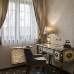 Chateau Sanov Hotel