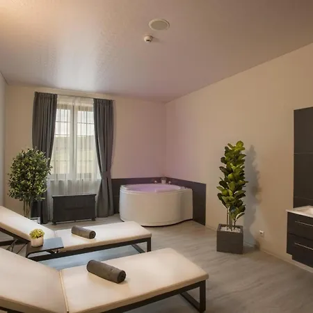 Chateau Sanov Hotell