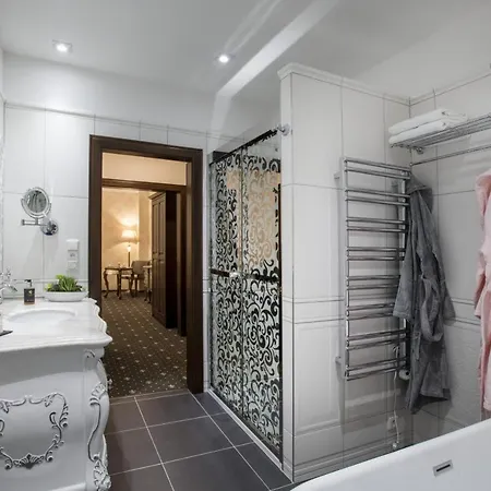 Hotel Chateau Sanov 5*