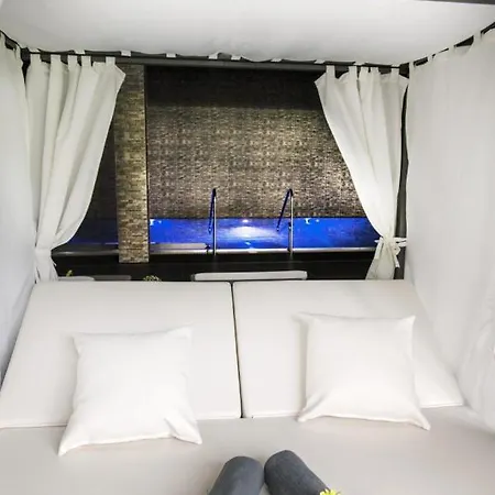 Chateau Sanov Hotel 5*