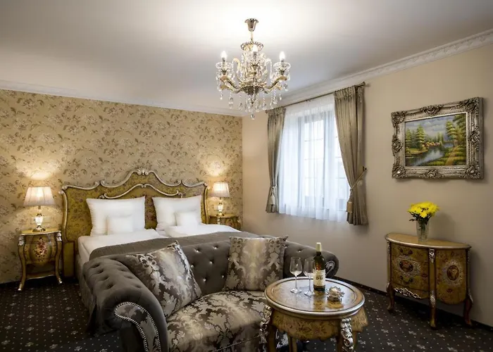 Chateau Sanov Hotel 5*