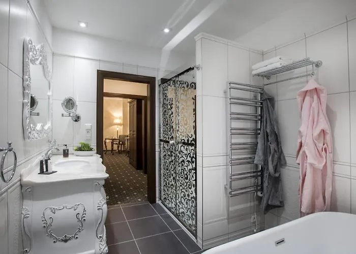 Hotel Chateau Sanov 5*