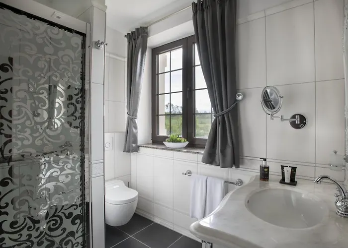 Chateau Sanov 5* Sanov (Rakovnik)